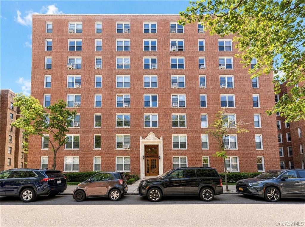 190 72nd St Unit 122