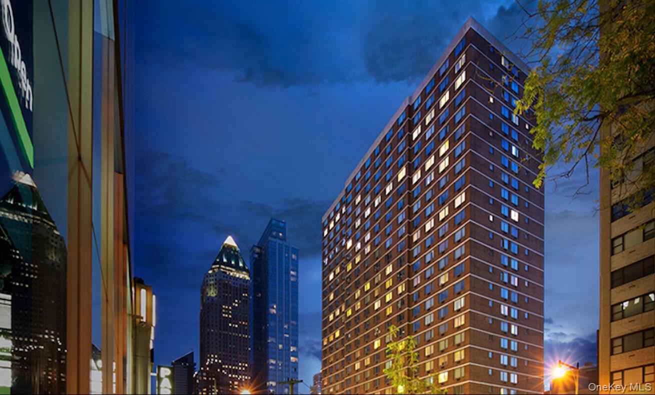 301 W 53rd Street Unit 23K