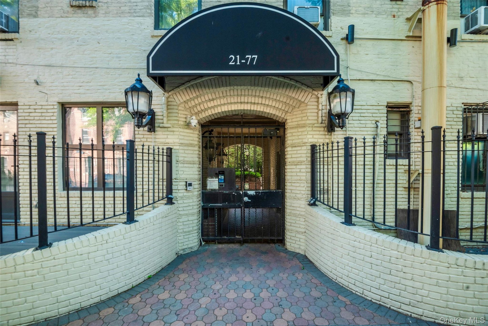 2177 33rd St Unit 2A