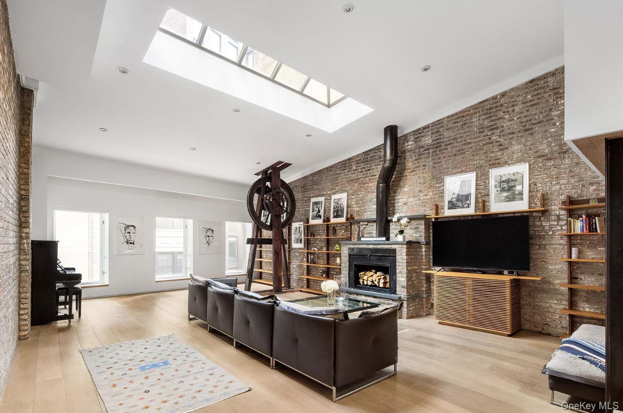 28 Cliff Street Unit 4