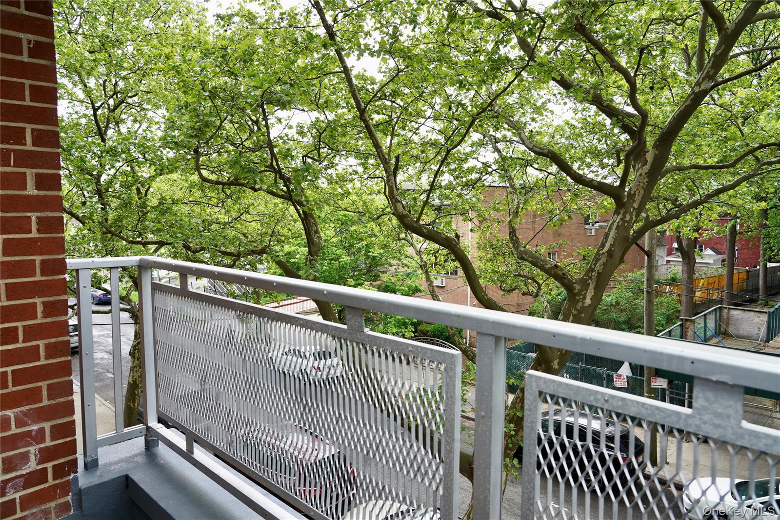 1165 E 54th St Unit 3S