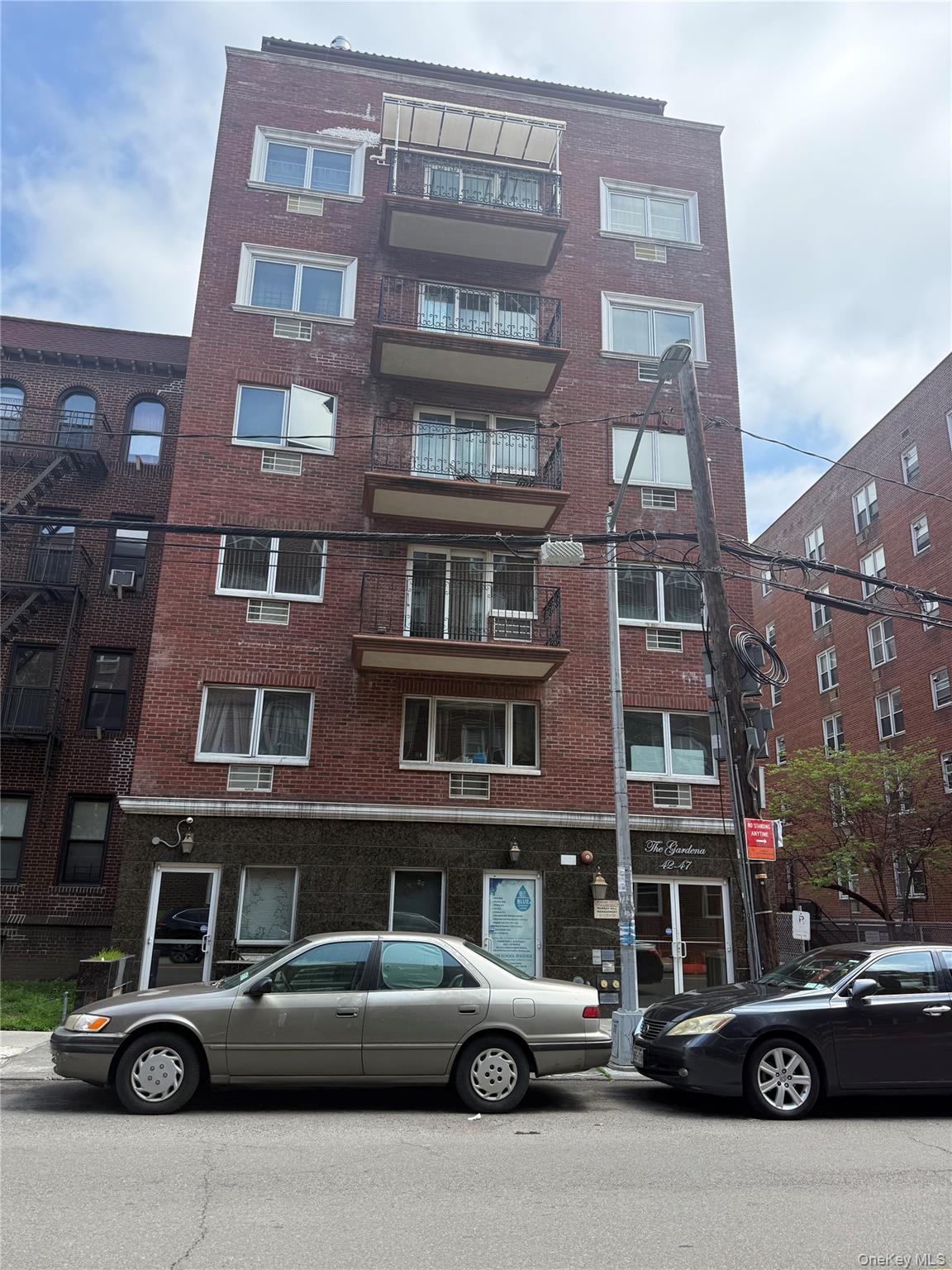 4247 Union St Unit 2A