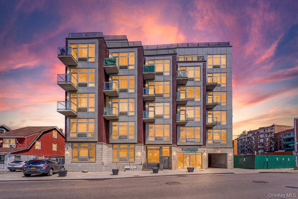 14021 32nd Ave Unit 6A-N