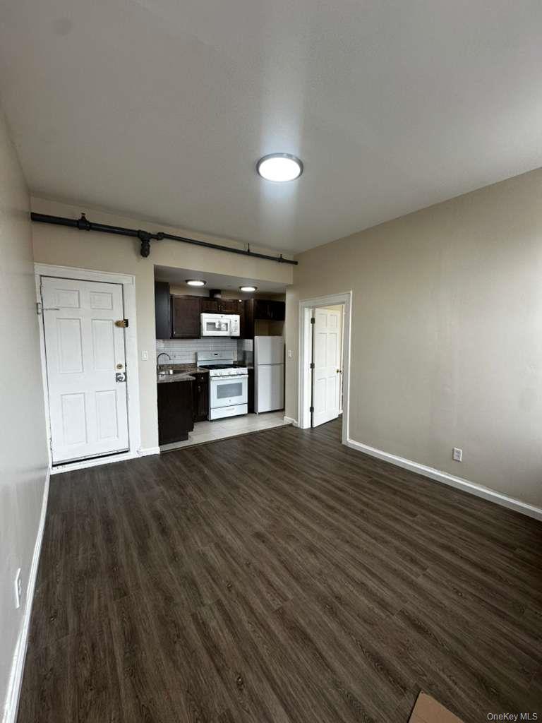 21226 Jamaica Ave