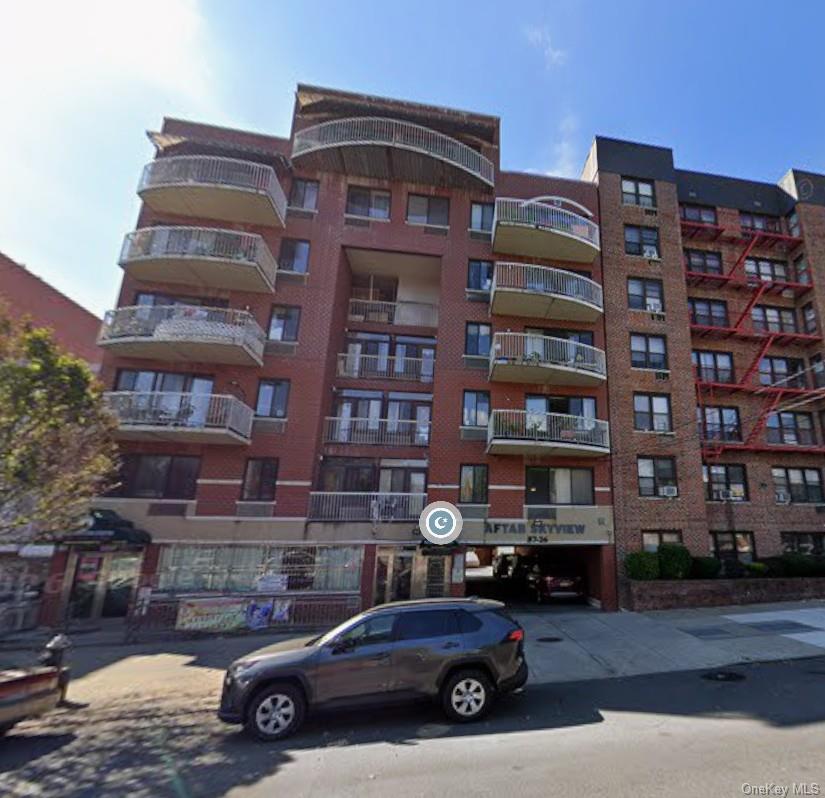 8726 175th St Unit 6C