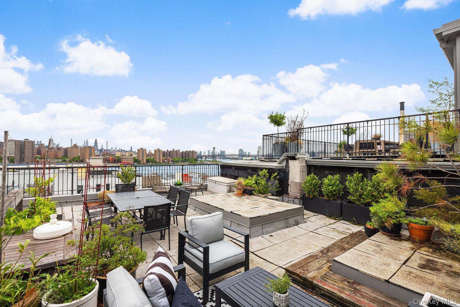 50 Bridge St Unit 618