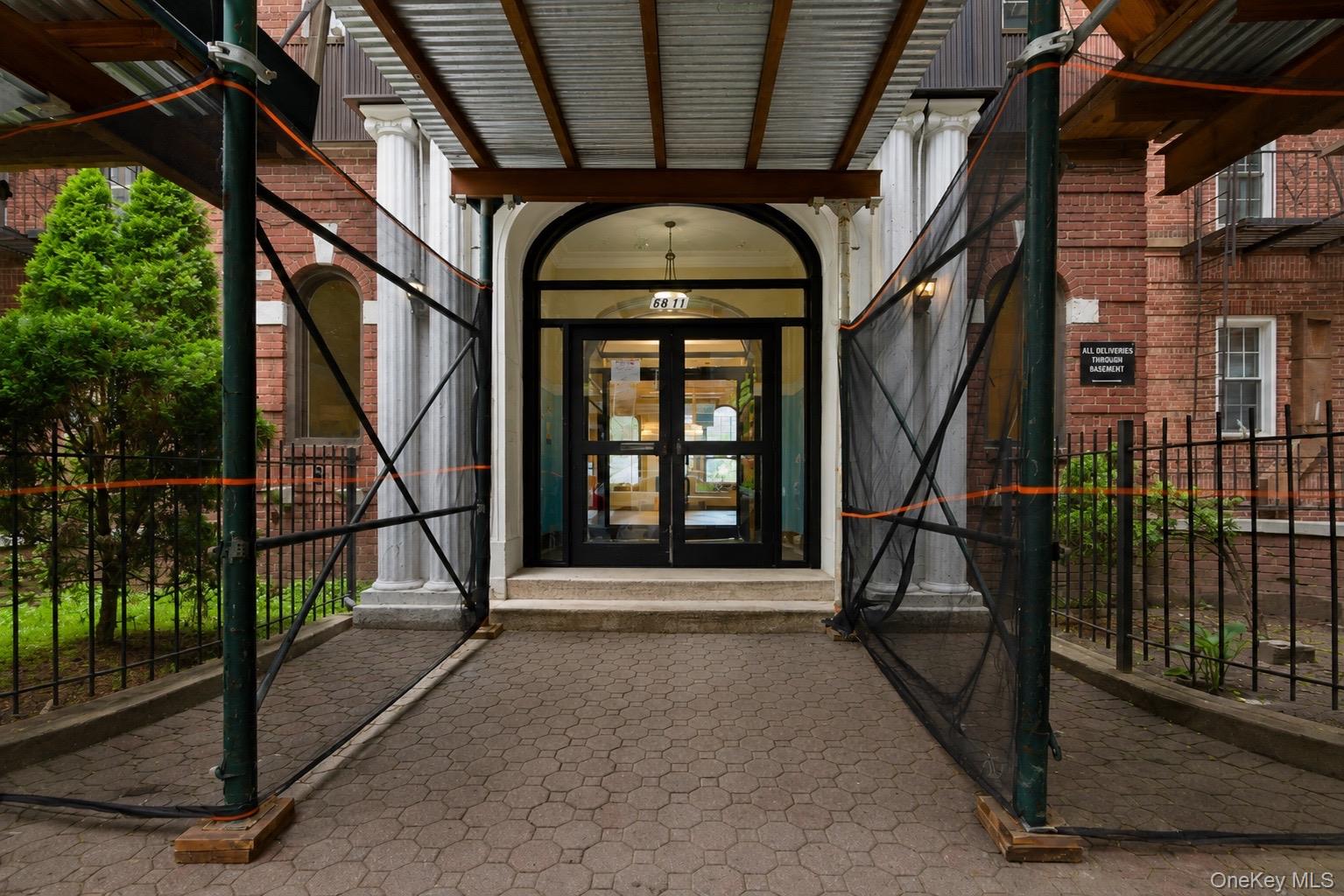 8811 Elmhurst Ave Unit A11