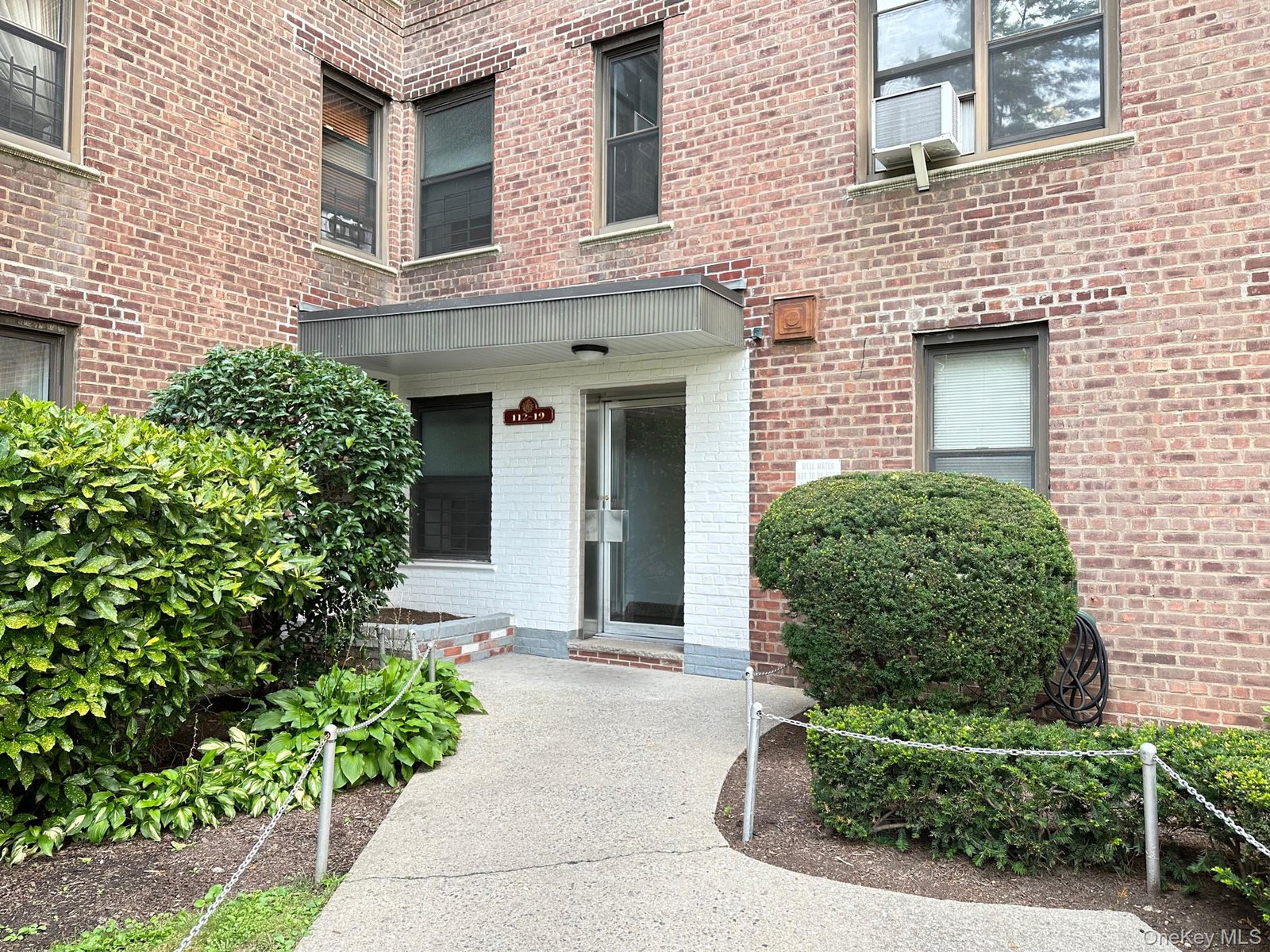 11219 34th Ave Unit 4F