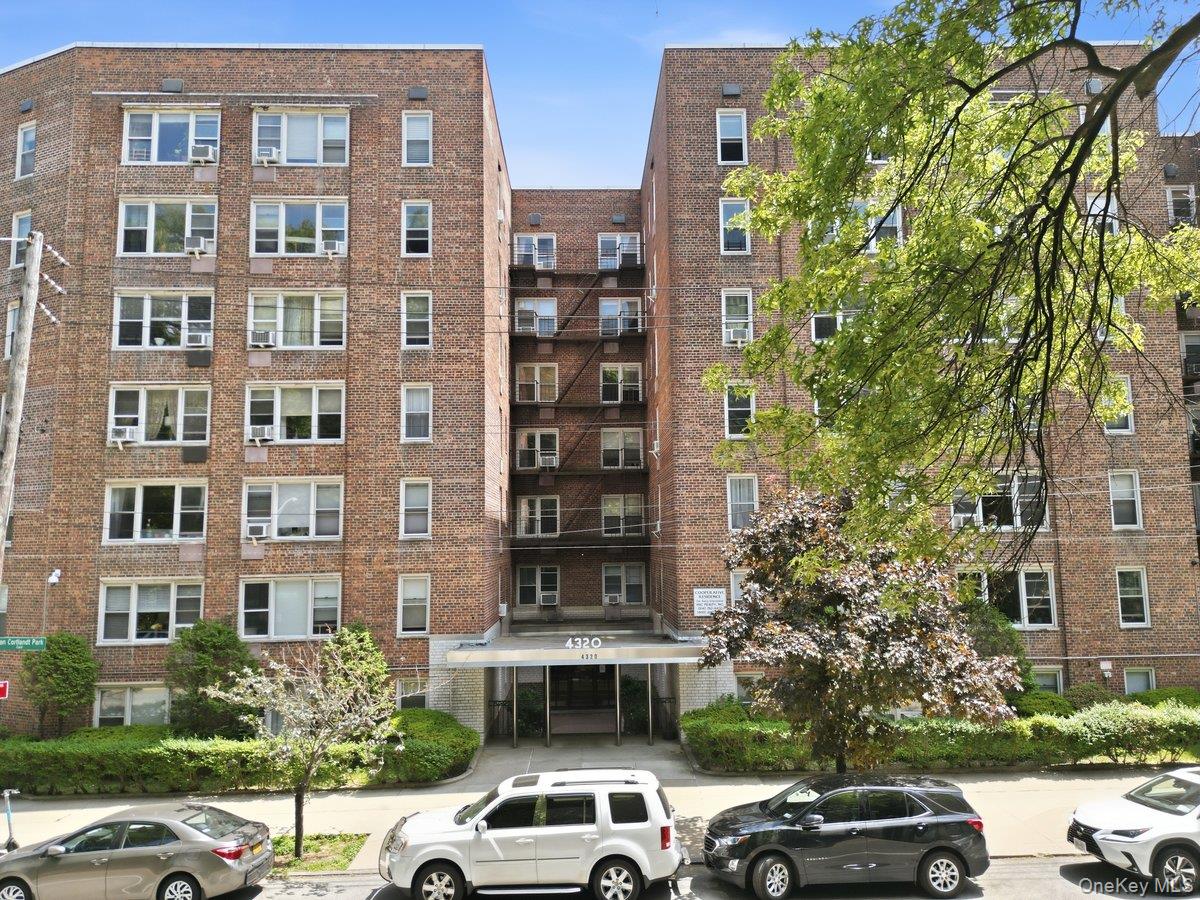 4320 Van Cortlandt E Unit 1J