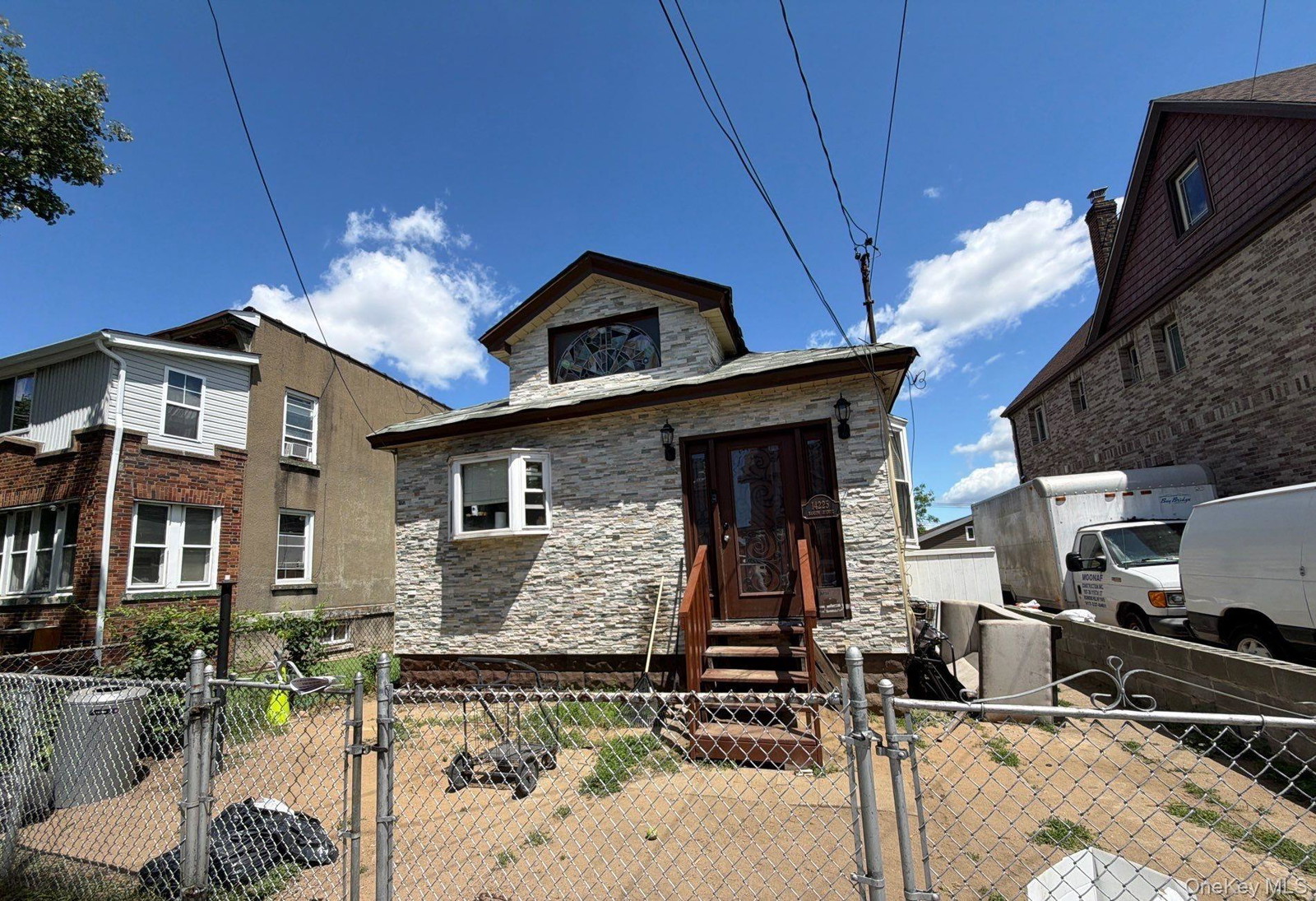 14225 Bascom Ave