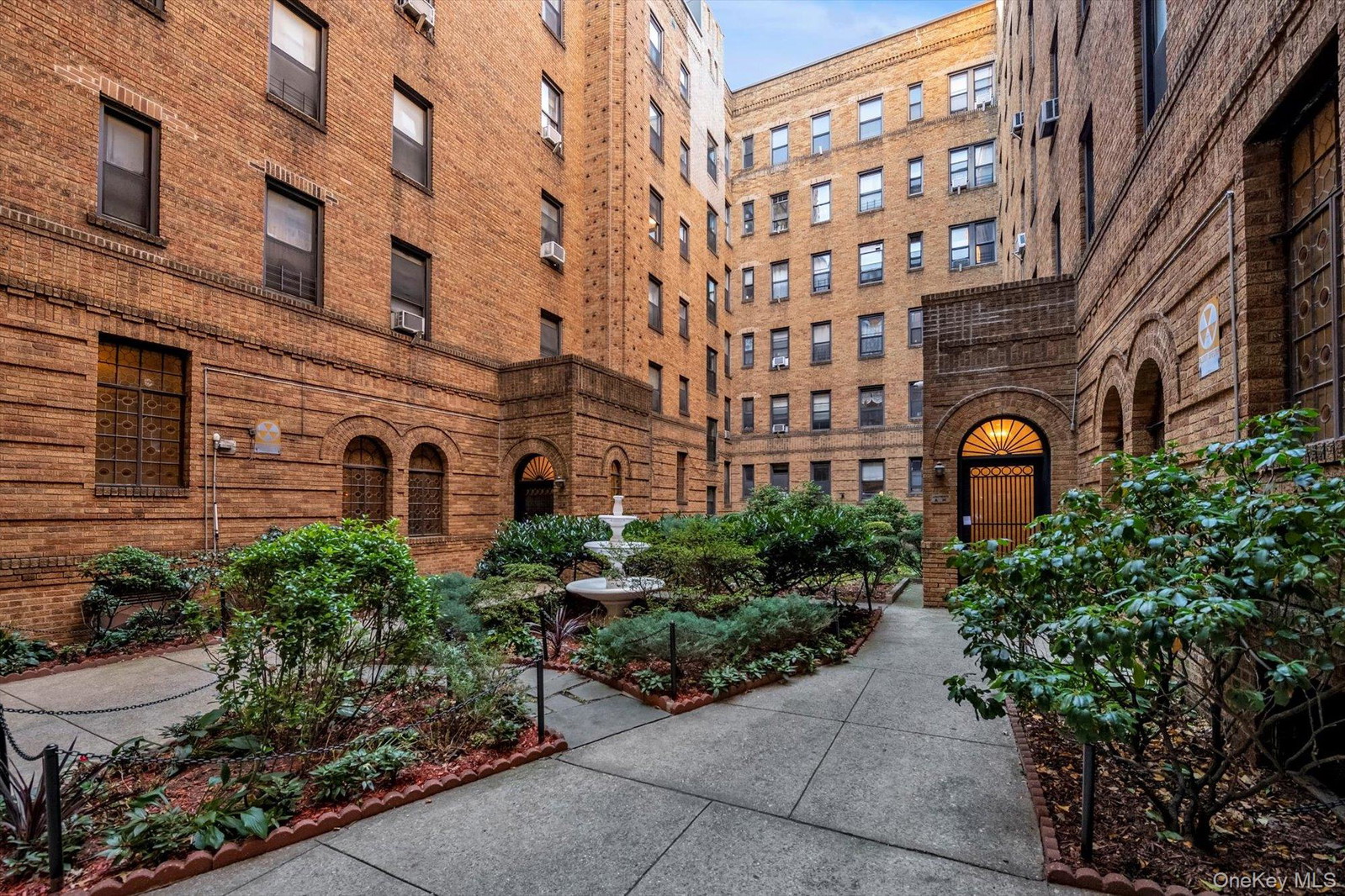 8344 Lefferts Blvd Unit 6C