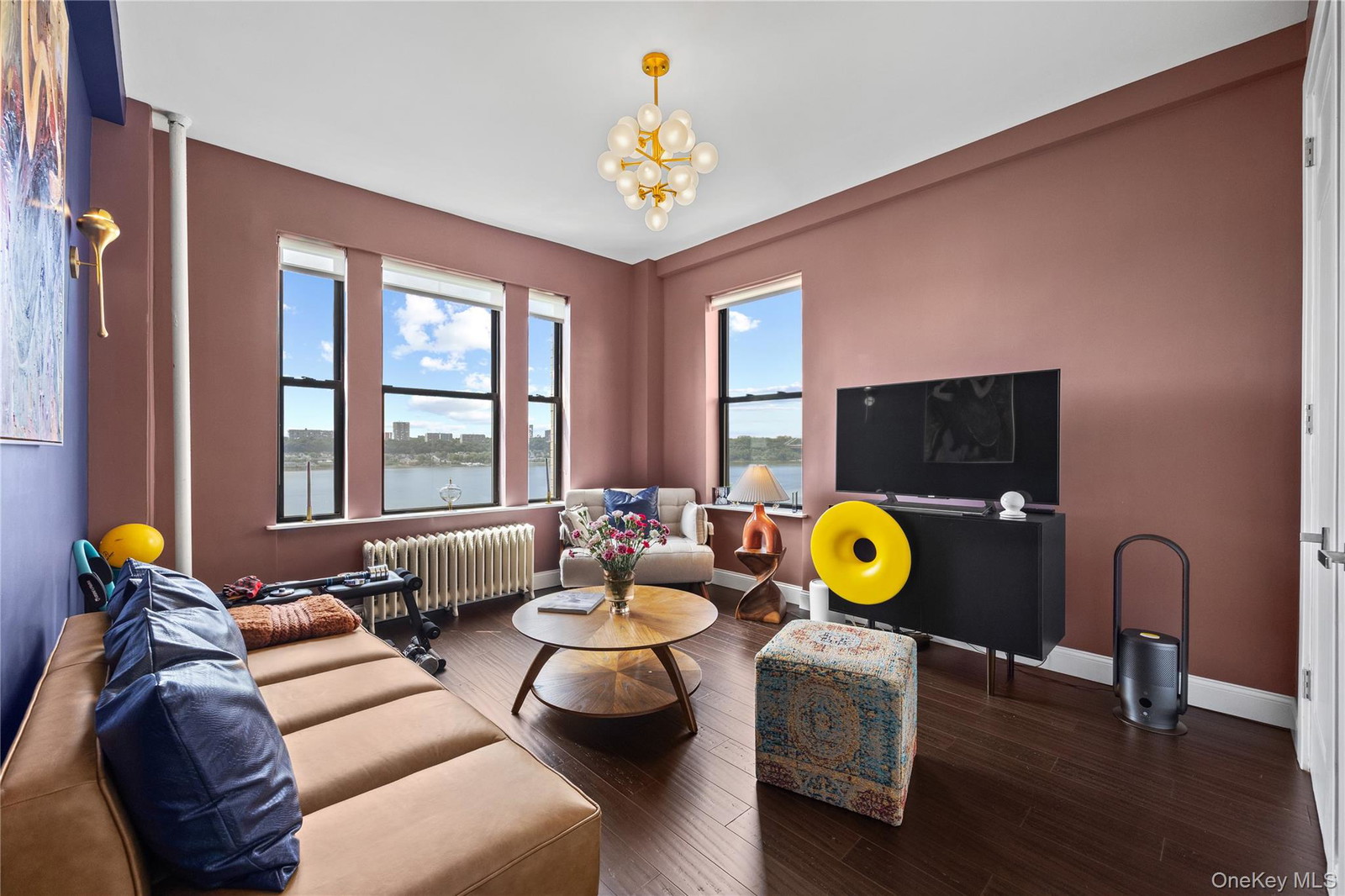 725 Riverside Drive Unit 9C