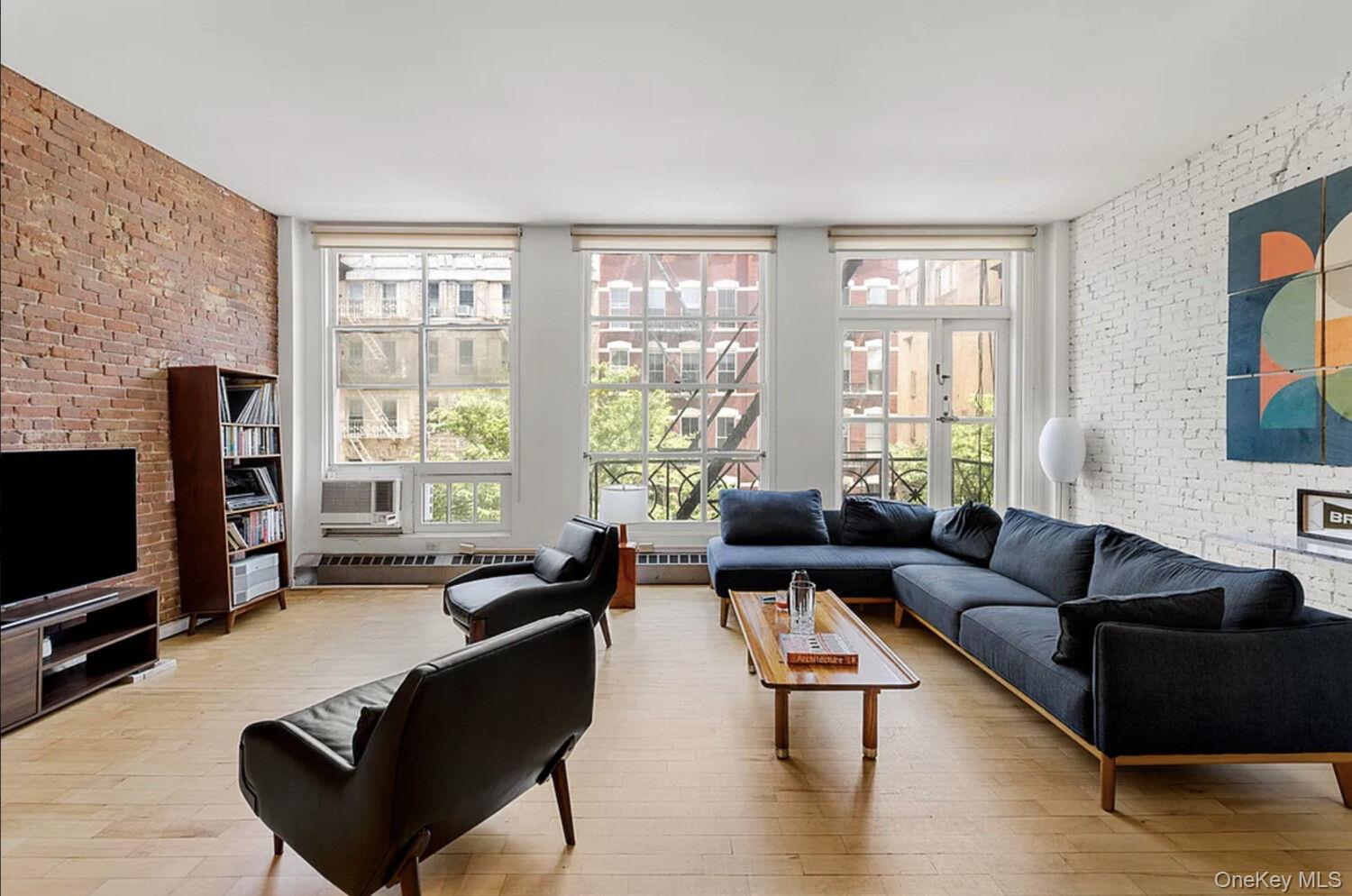 422 W Broadway Unit 3F