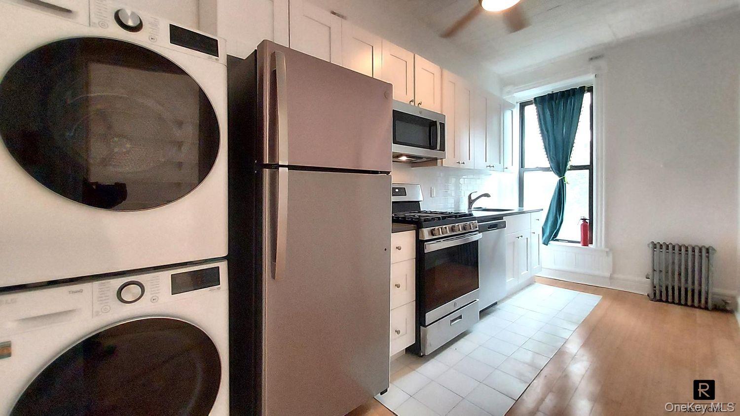 56 Saint Marks Pl Unit 3