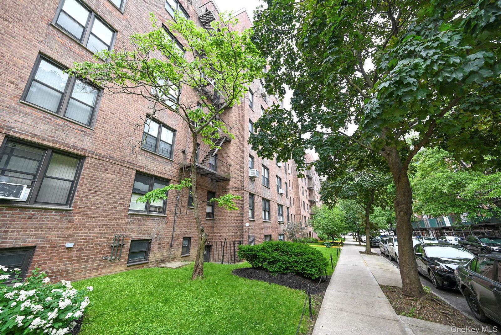 10521 66th Ave Unit 5B