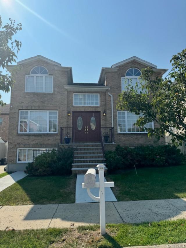476 Darlington Ave
