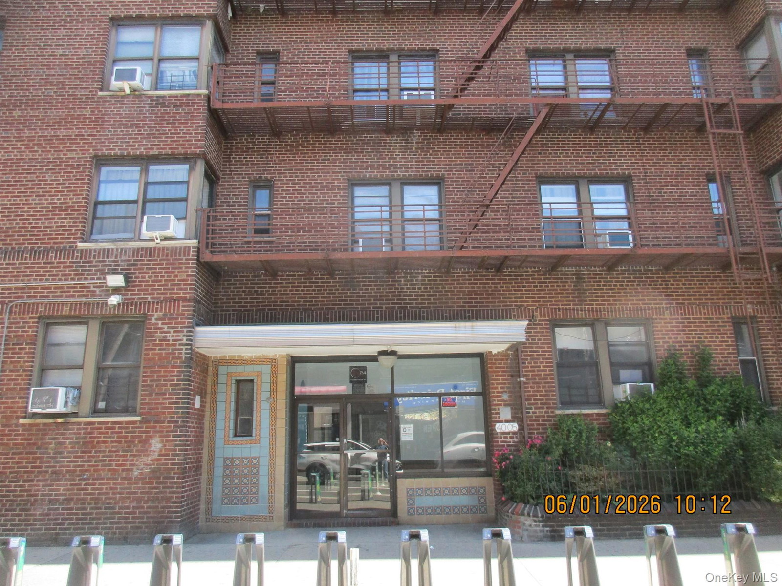 4005 Ithaca St Unit 4M