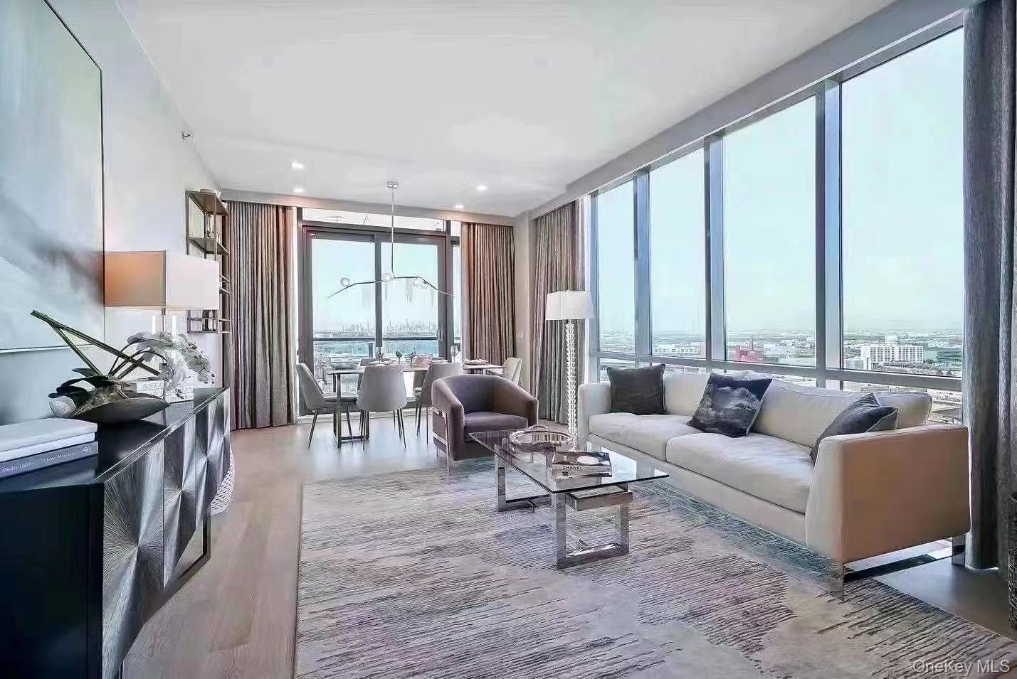 33-66 Farrington Unit 14A