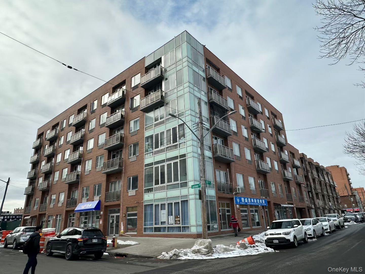 13621 Latimer Pl Unit 6G