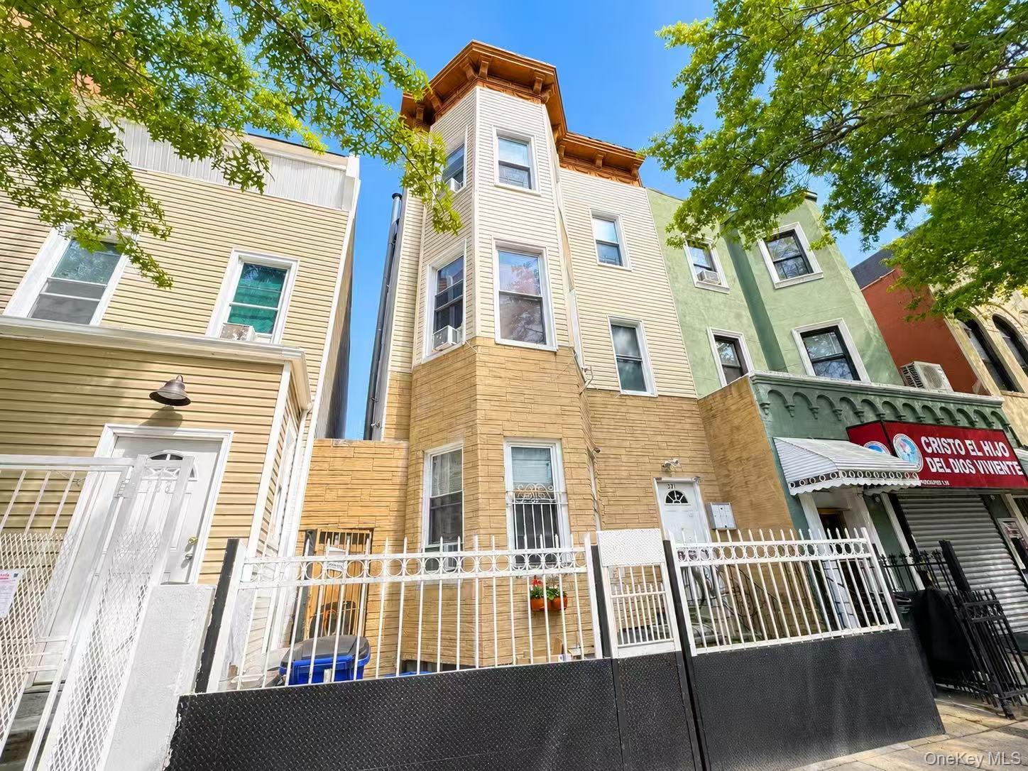 726 Prospect Ave
