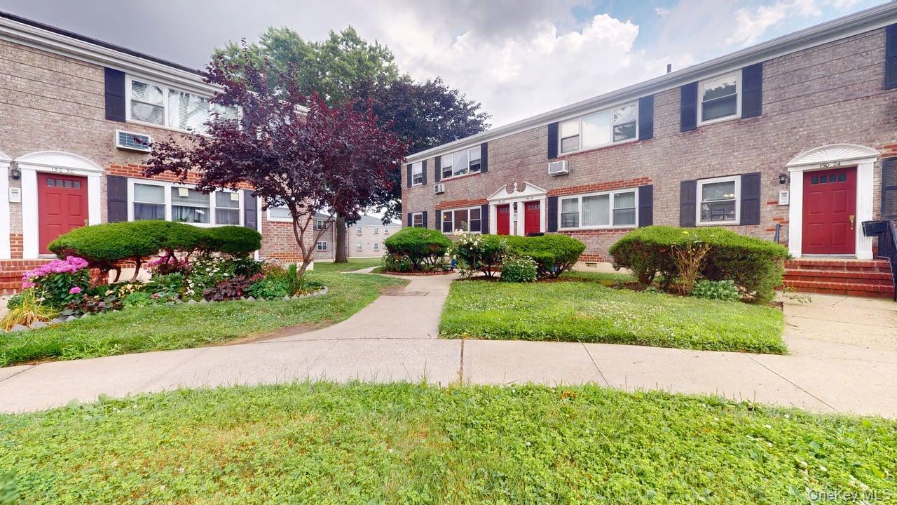 15028 Jewel Ave Unit 1