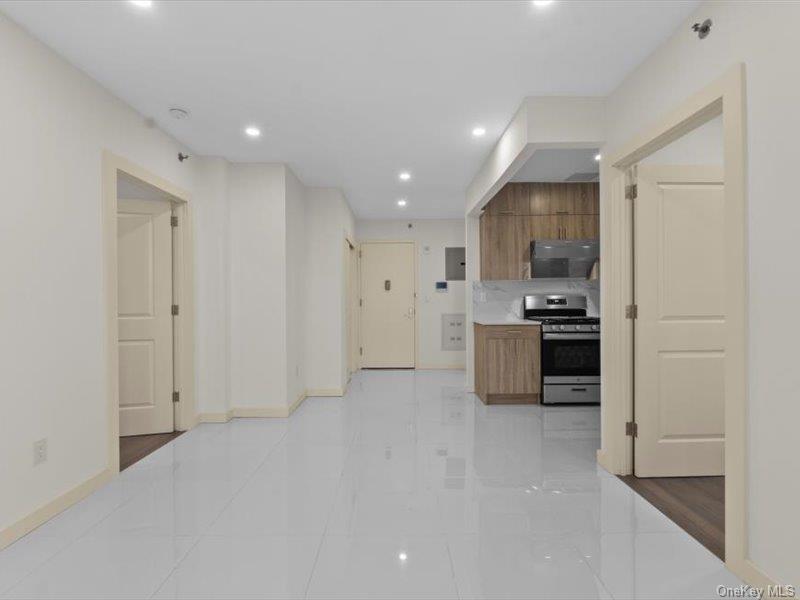 12428 Queens Blvd Unit 10A