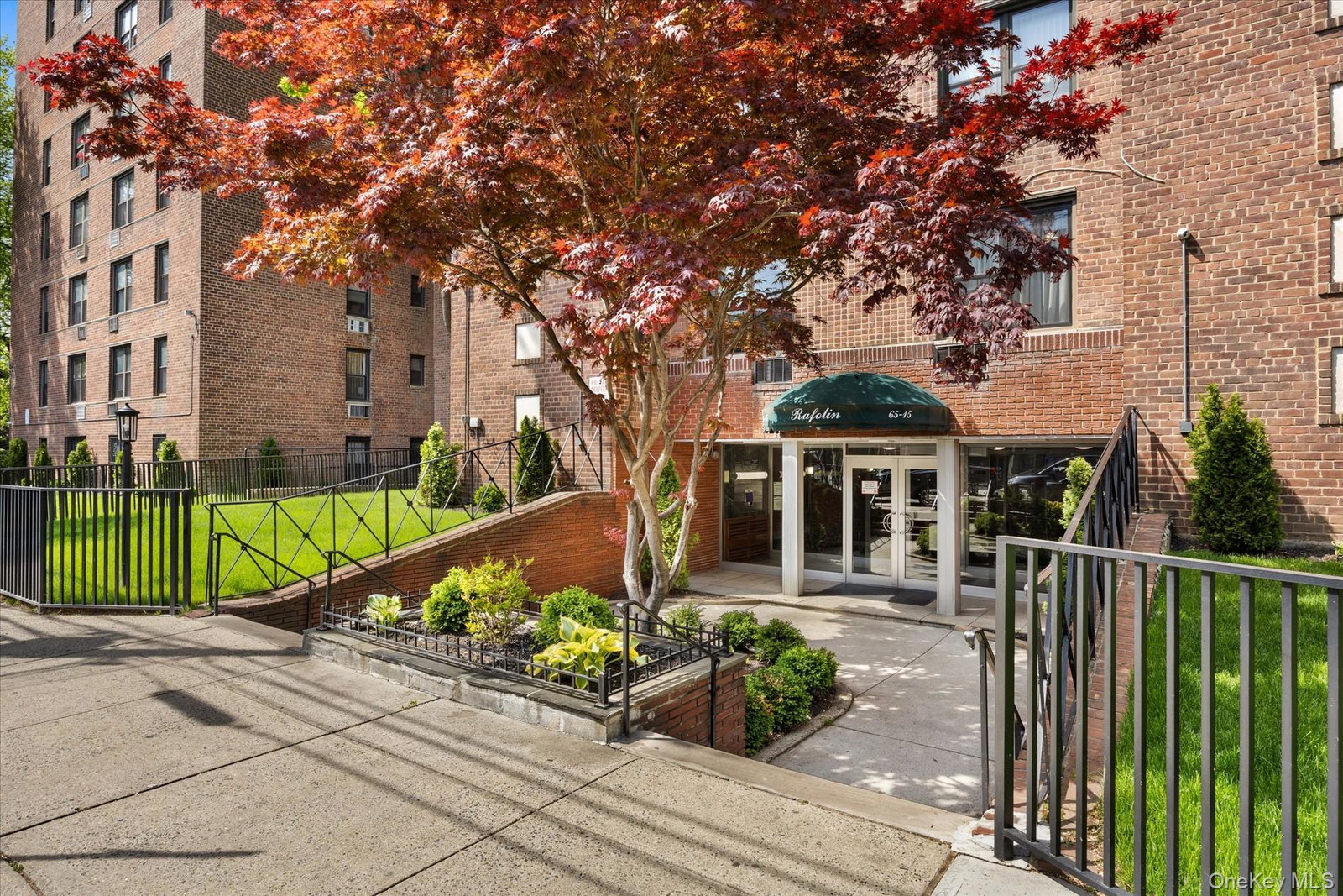 6515 38th Ave Unit 5K