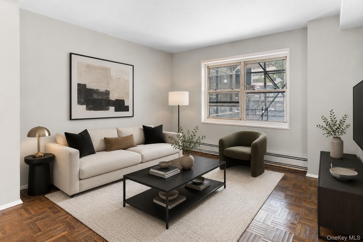 3 Fordham Hill Oval Unit 1G