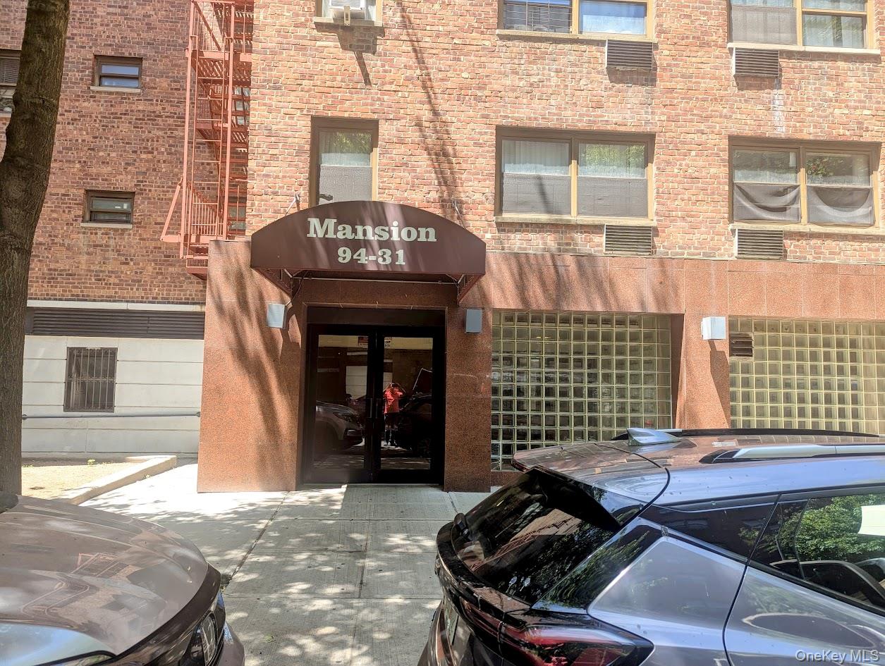 9431 60th Ave Unit 6L