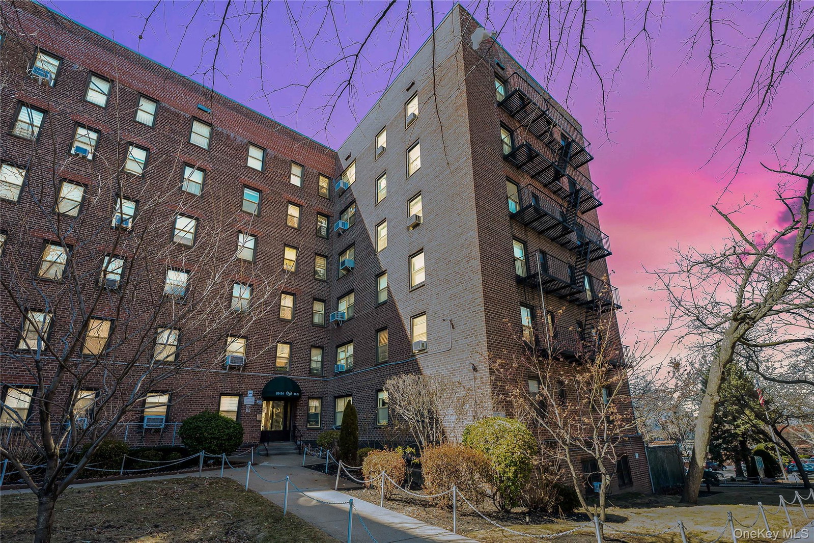 6219 53rd Ave Unit 6J