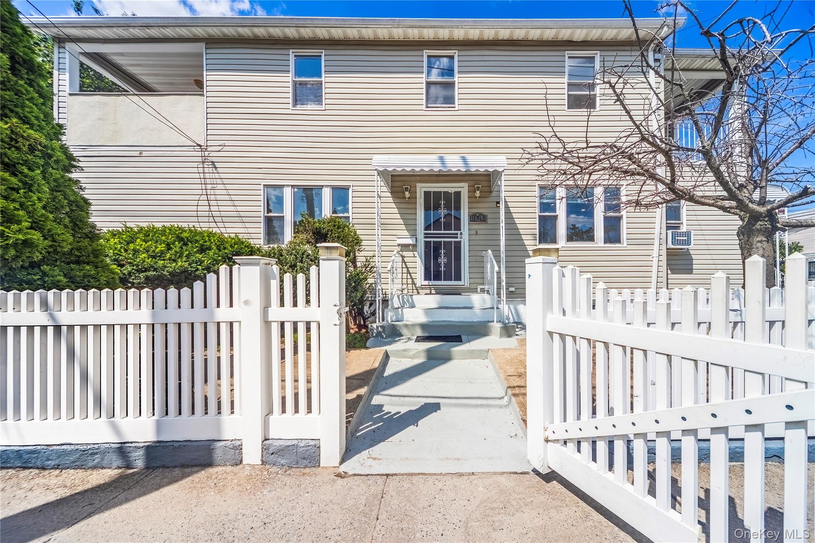 11142 209th St