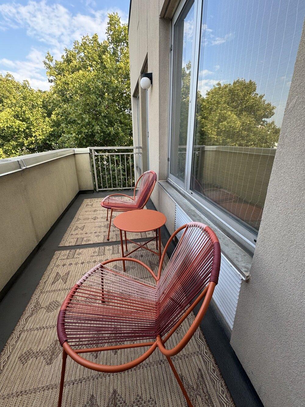 355 Stratford Rd Unit 5
