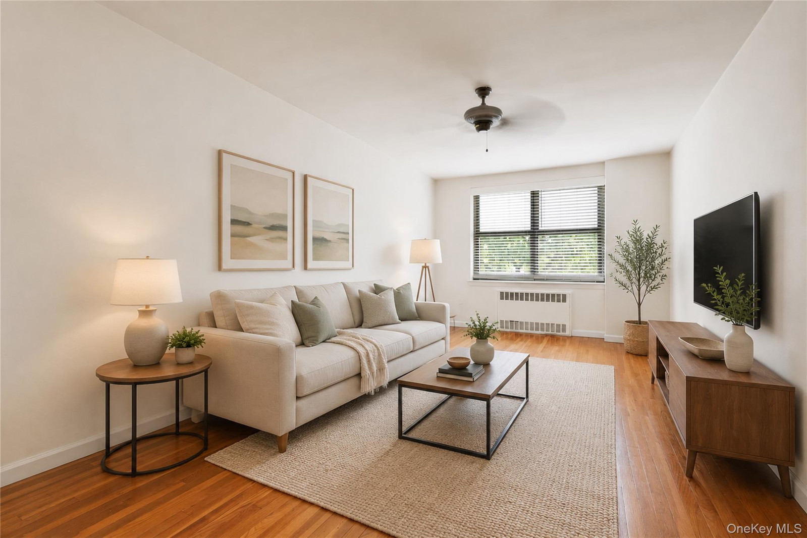 2802 141st St Unit 1C