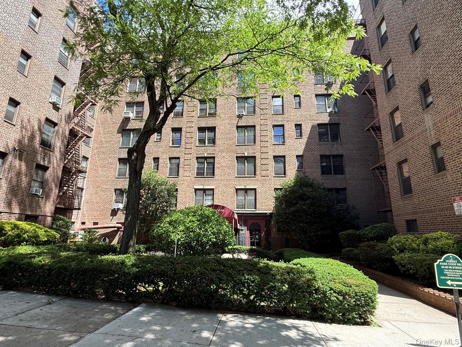 8305 98th St Unit 3H
