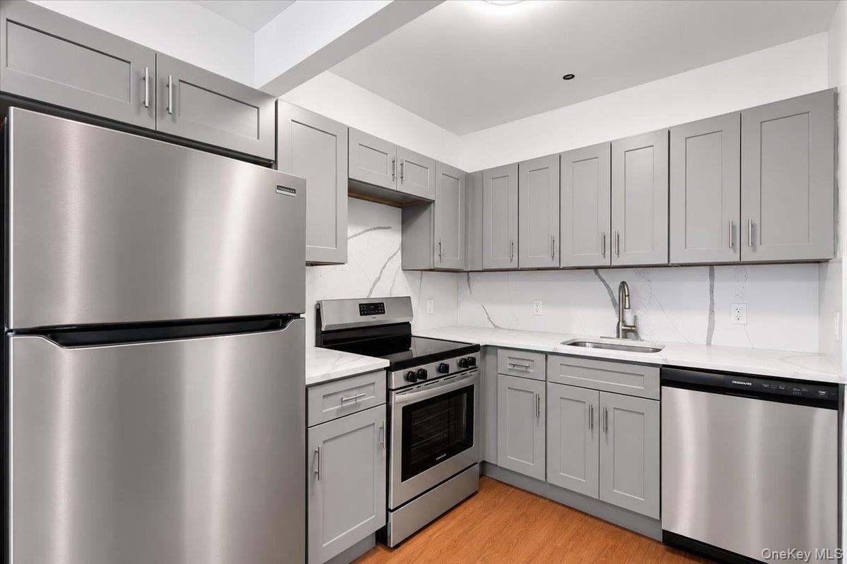 324 Eldert St Unit 2A