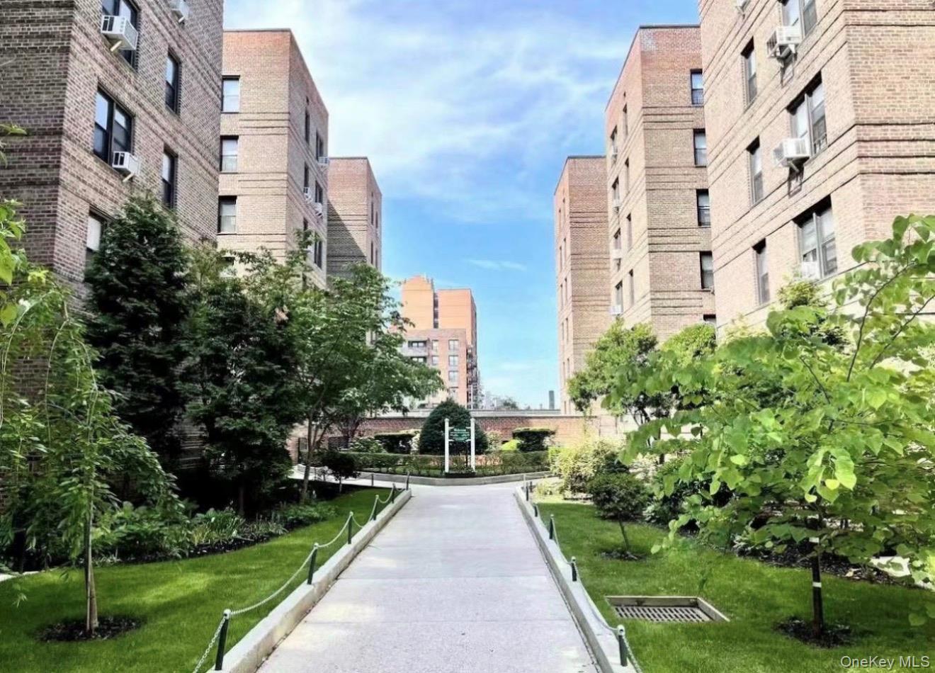4340 Union St Unit 2D