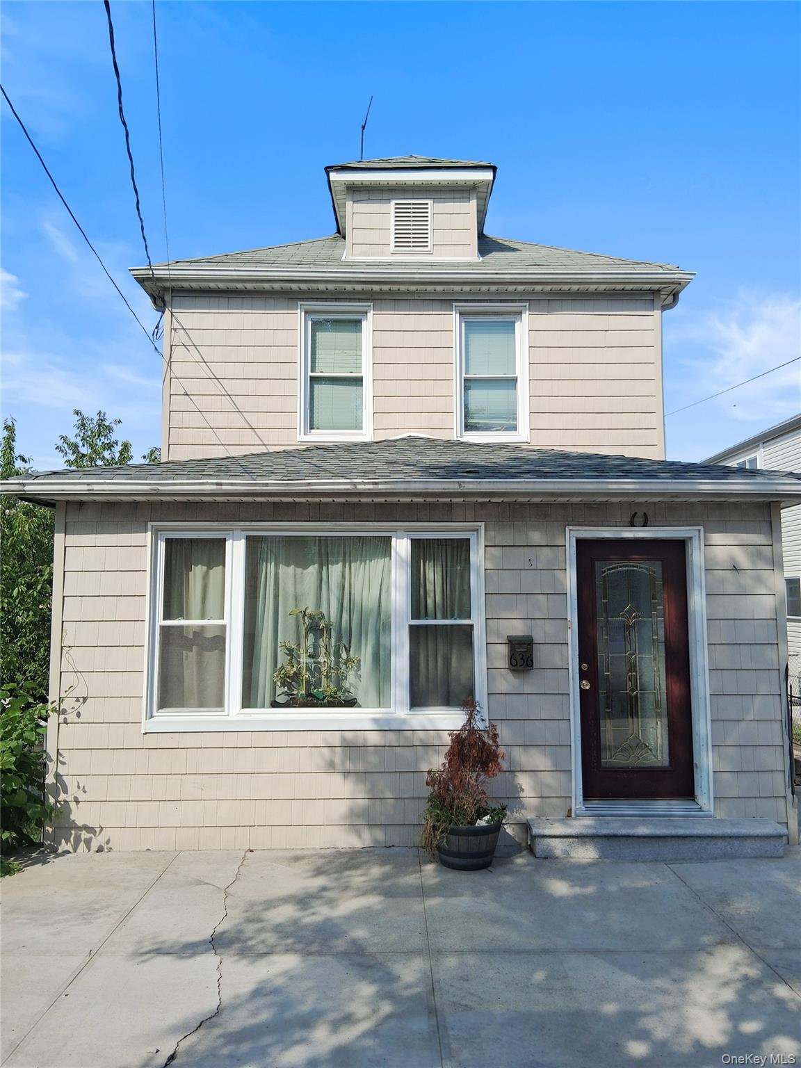 636 Logan Ave