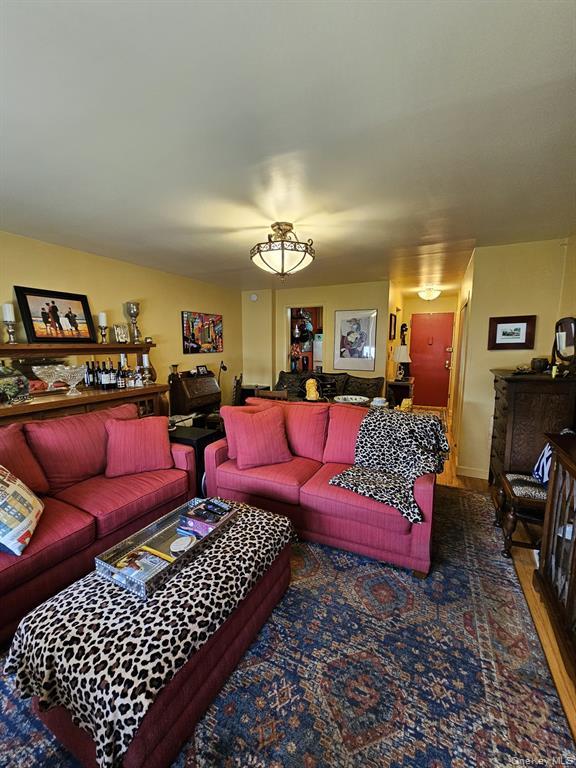 2750 Johnson Ave Unit 7L