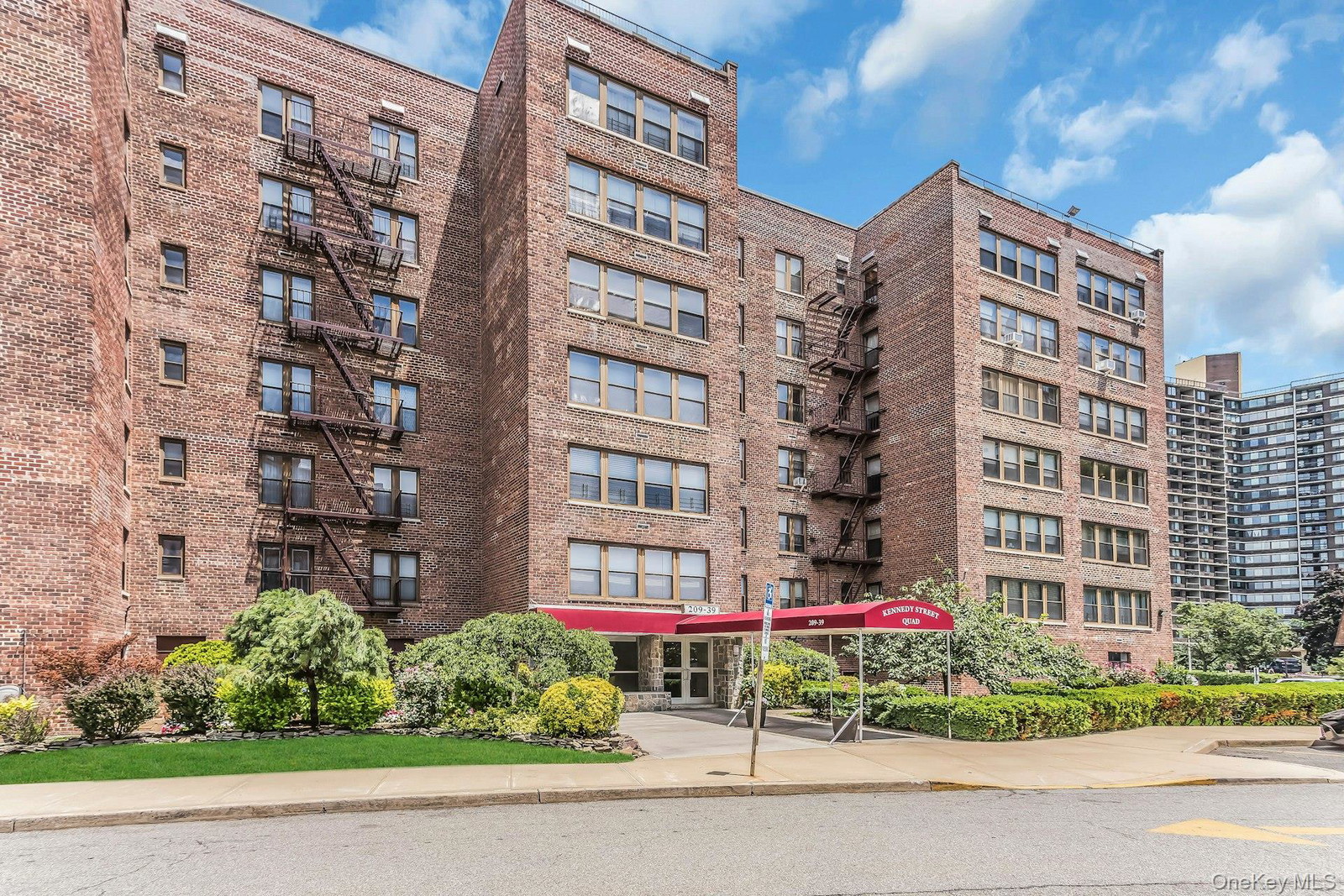 20939 23rd Ave Unit 3F