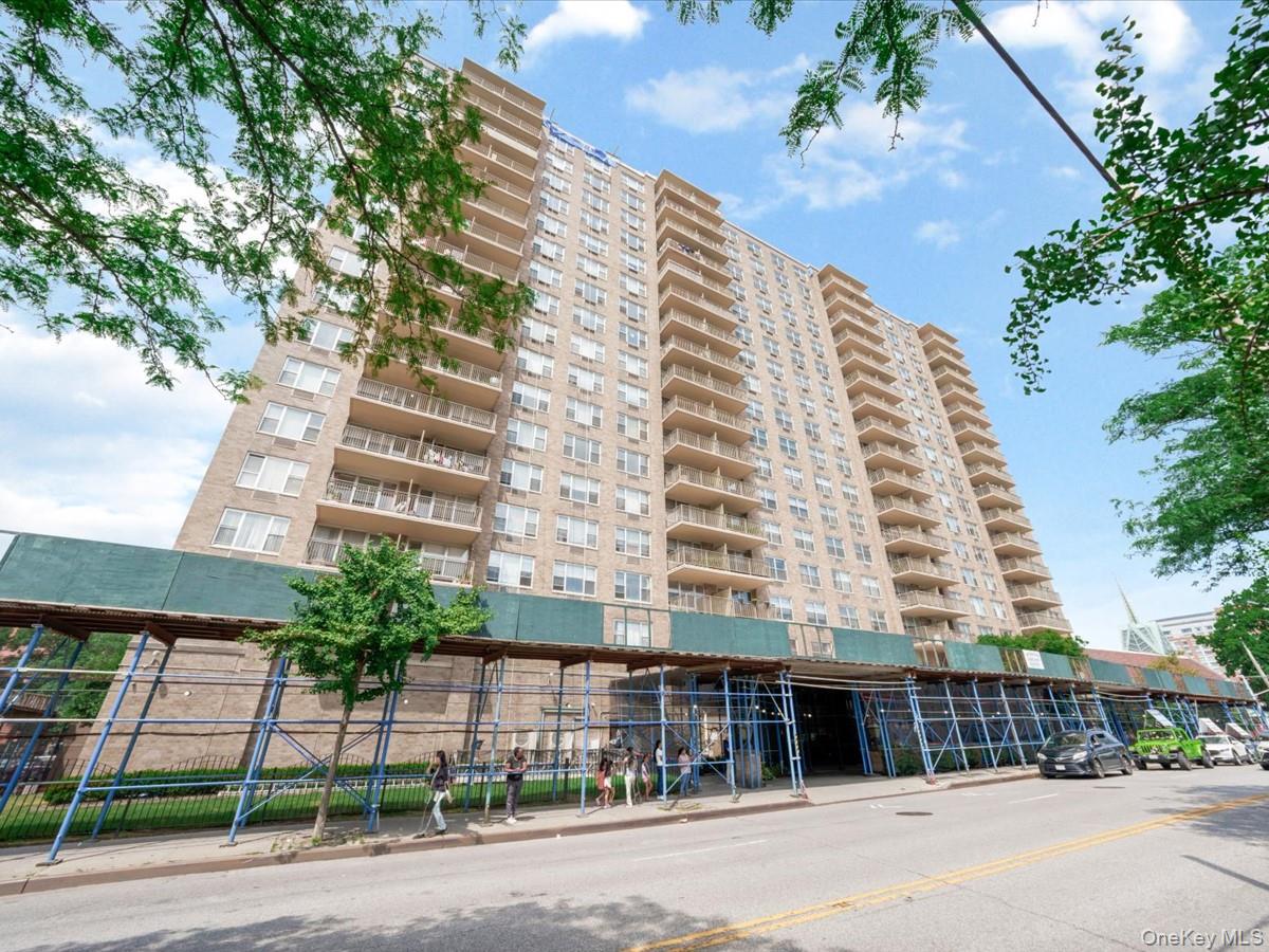 4140 Union St Unit 8V