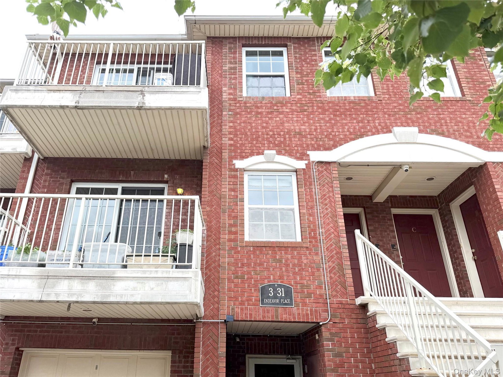 331 Endeavor Pl Unit B