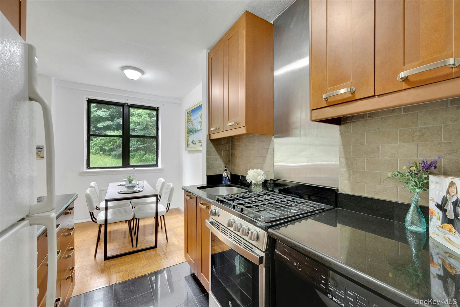 735 Kappock St Unit 2F
