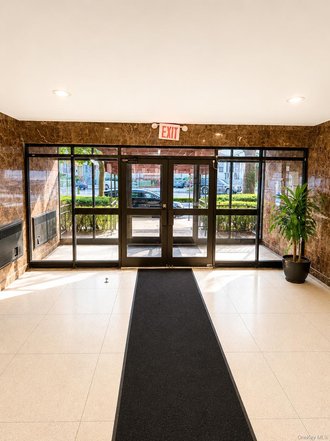 13111 Kew Gardens Rd Unit 4H
