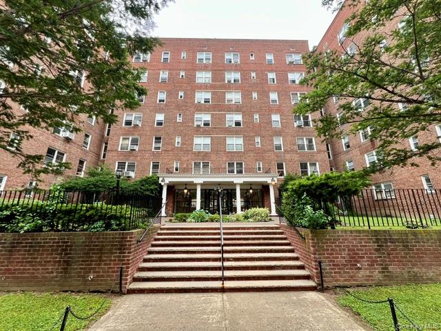 10525 64th Ave Unit 1H