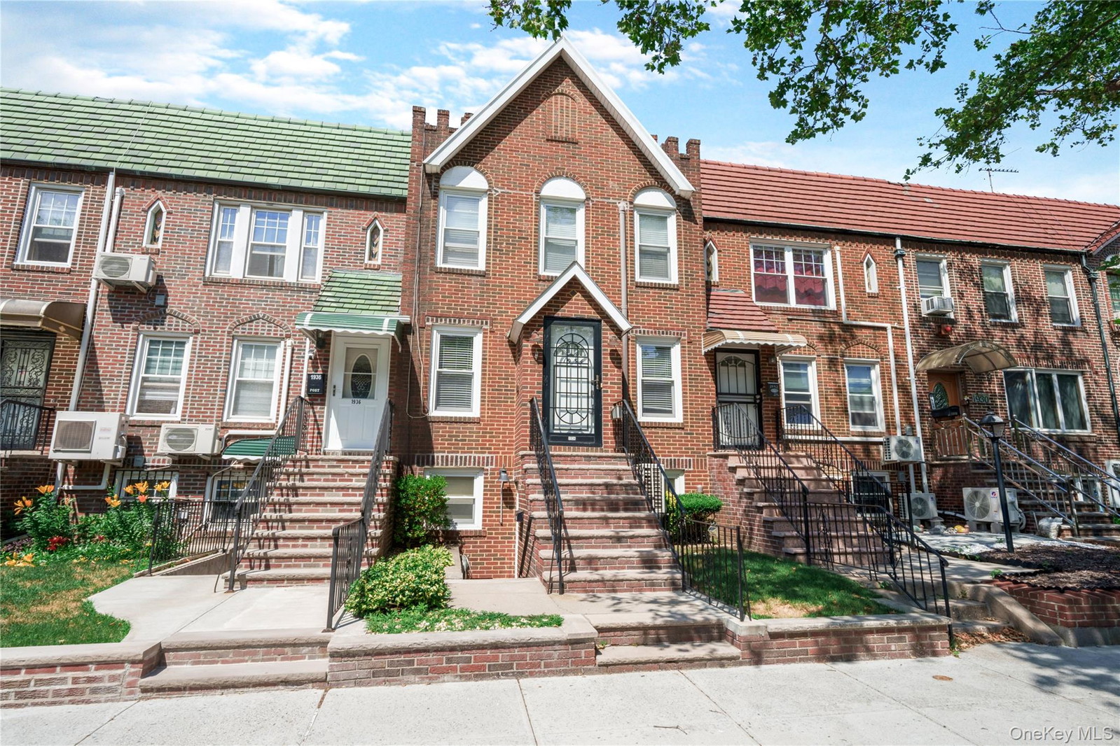 1934 E 29th St Unit Hse