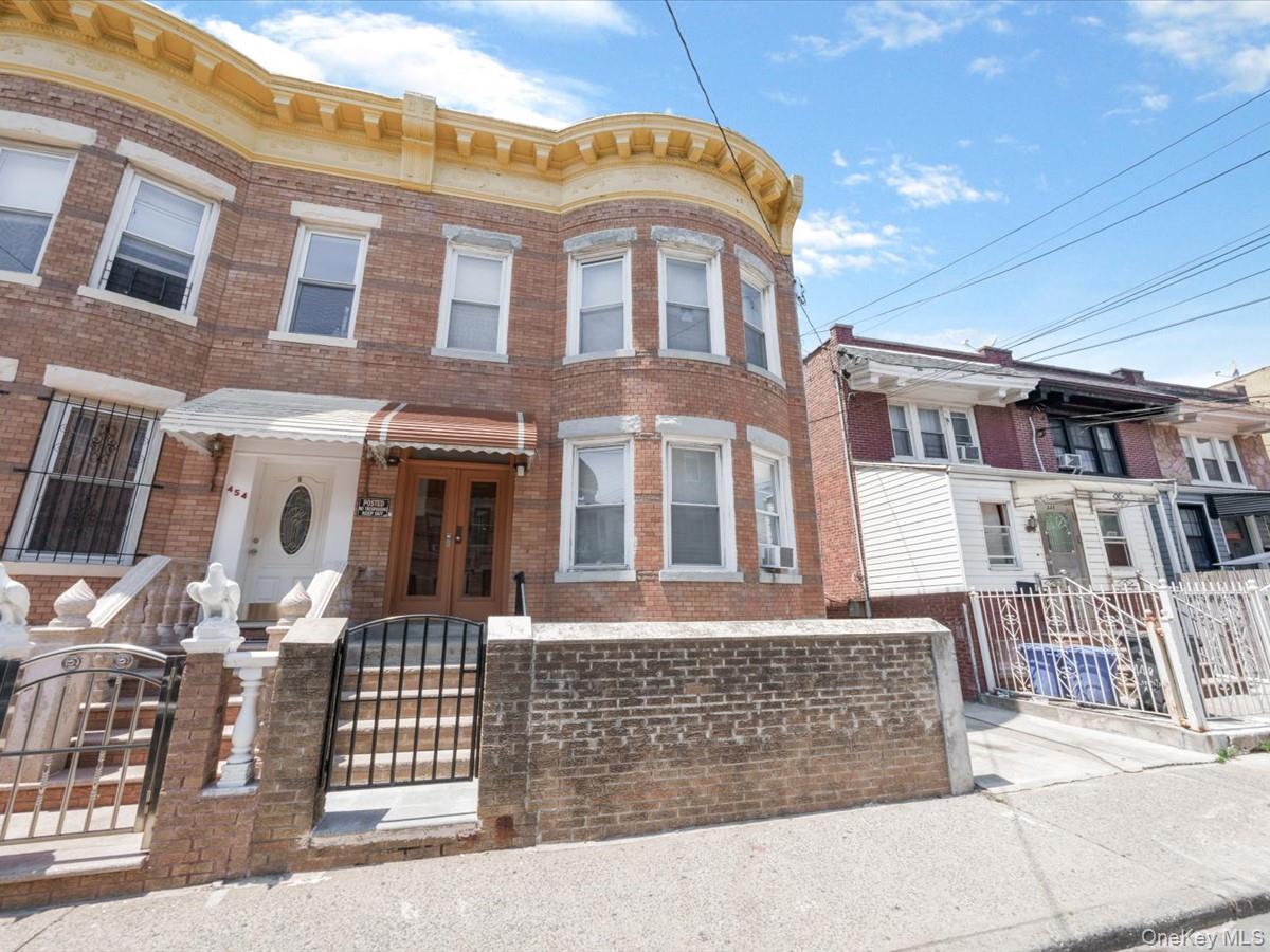 452 Lincoln Ave Unit Hse