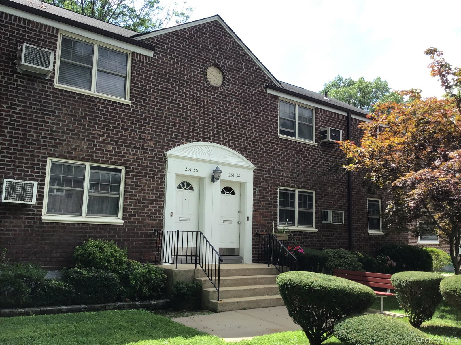 25134 61st Ave Unit 1