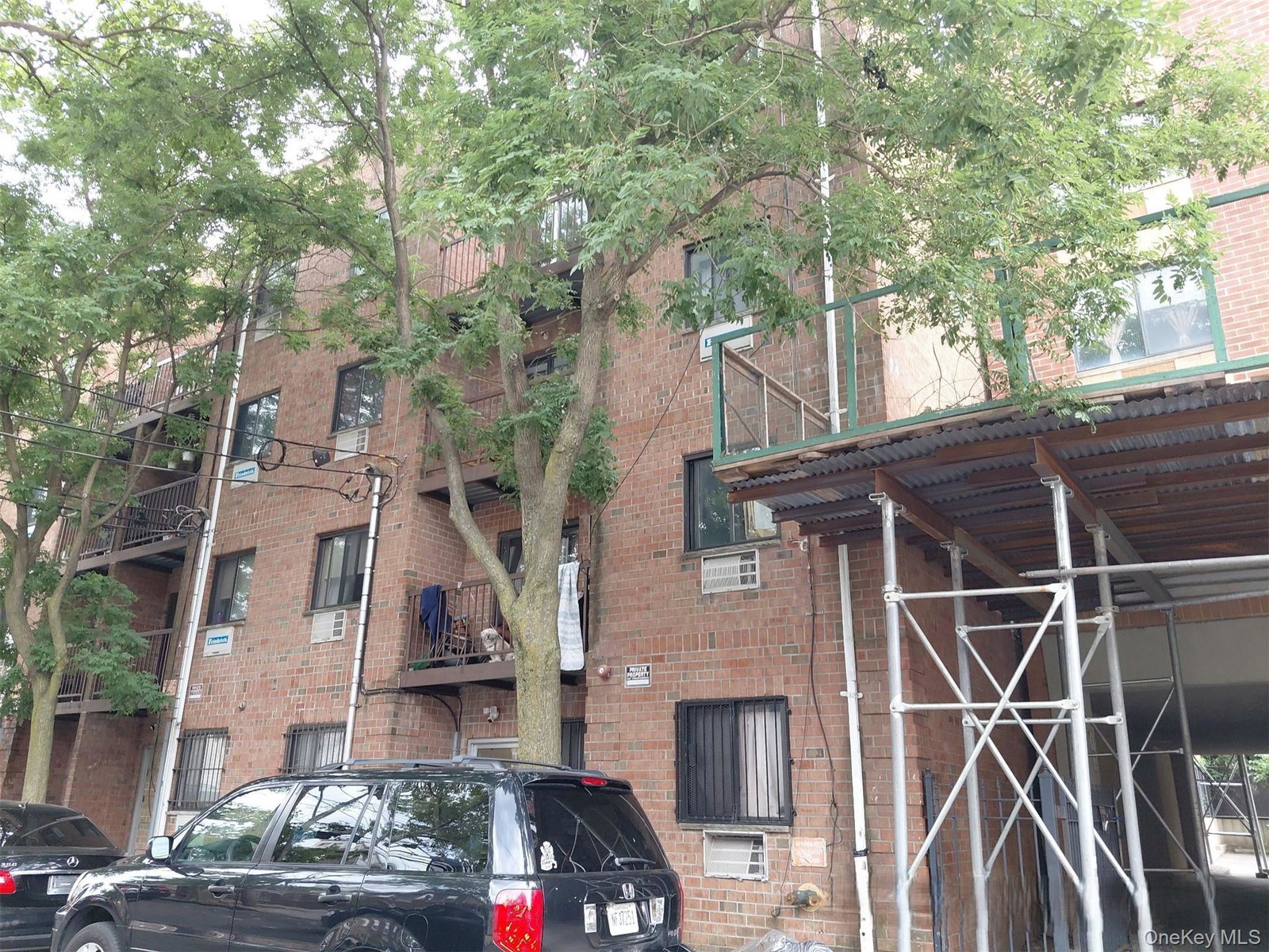 724 E 221st St Unit 2A