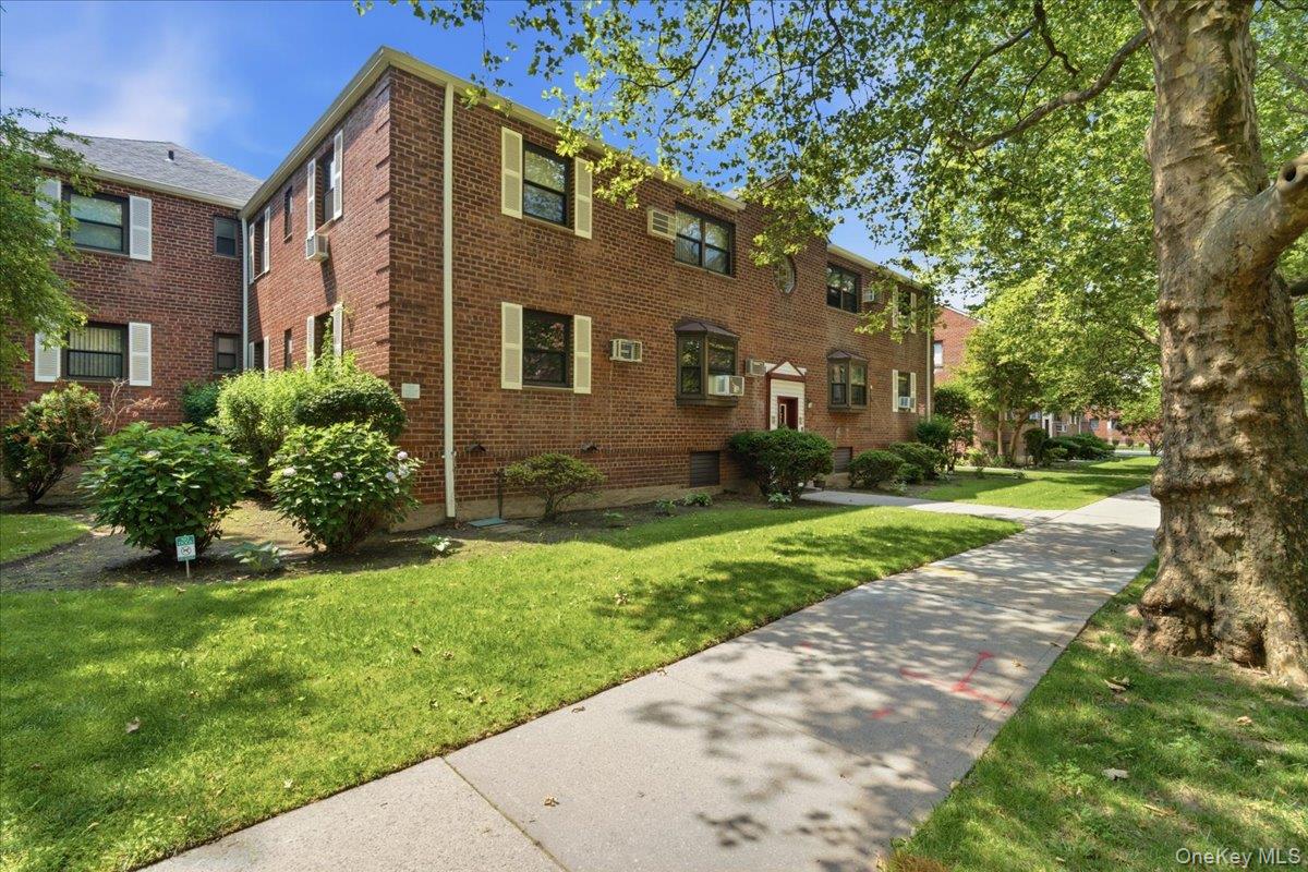 86-22 155th Unit 3L