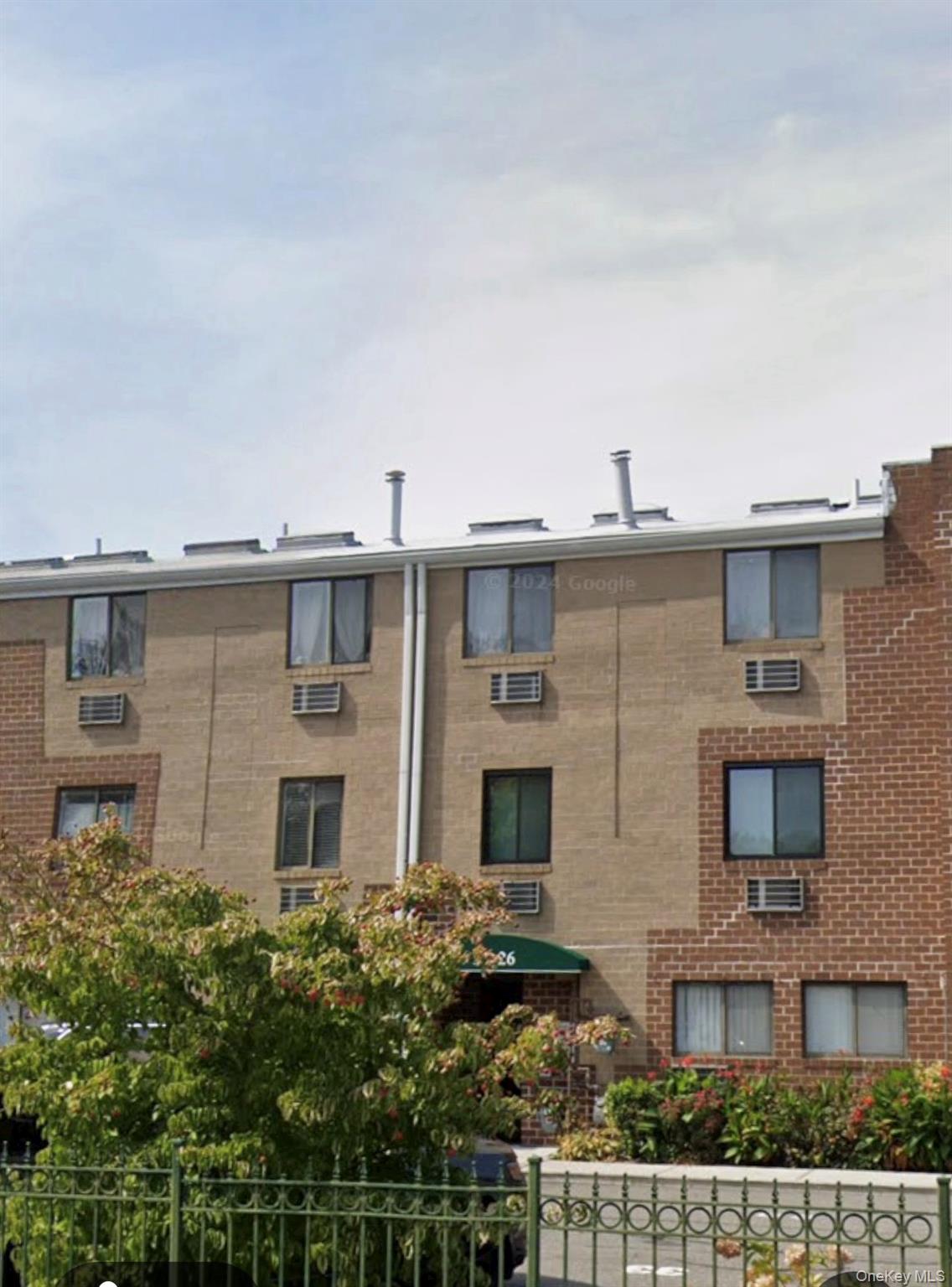 2524 120th St Unit 2